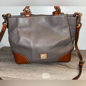 DOONEY & BOURKE Grey Handbag Preowned Satchel Purse Crossbody